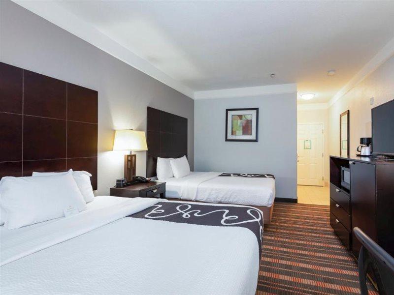 Hotel La Quinta By Wyndham Livingston Exterior foto